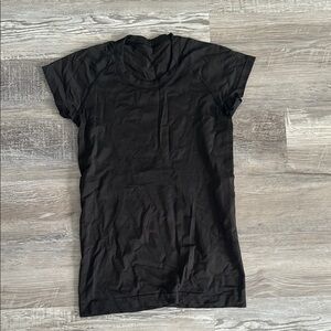 Lululemon Swiftly Tech Tee